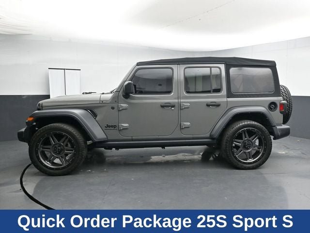 Used 2023 Jeep Wrangler Unlimited Sport AWD/4WD image 7