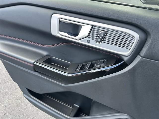 Certified 2022 Ford Explorer ST-Line w/ Class IV Trailer Tow Package image 32