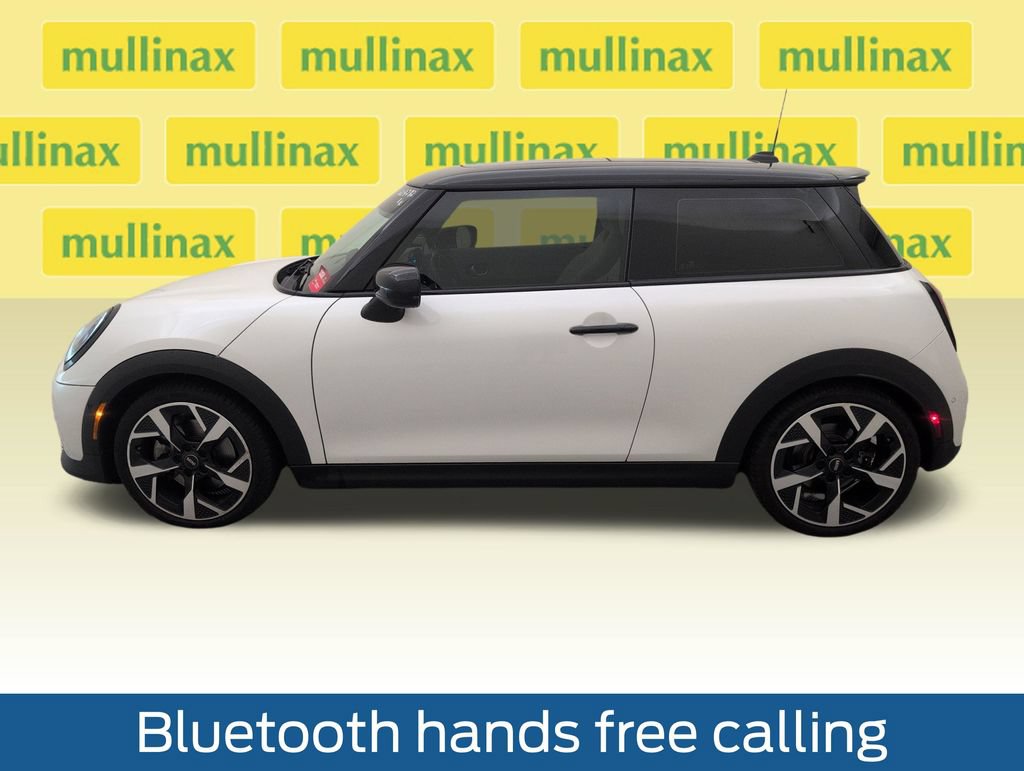 Used 2025 MINI Cooper S FWD image 11
