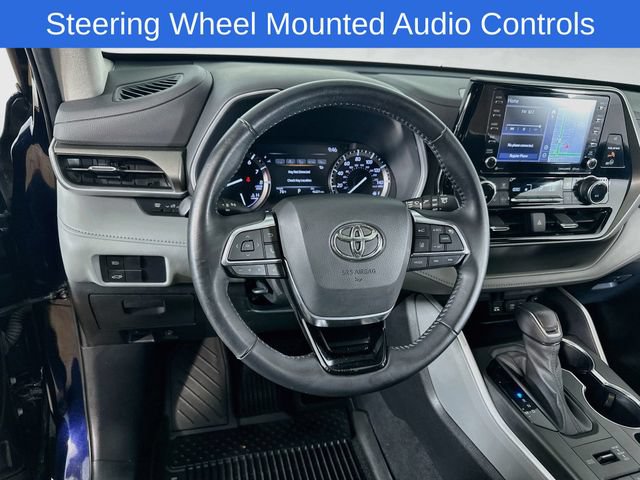 Used 2020 Toyota Highlander XLE AWD/4WD image 26