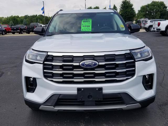 Certified 2025 Ford Explorer Active w/ Active Comfort Package AWD/4WD image 8