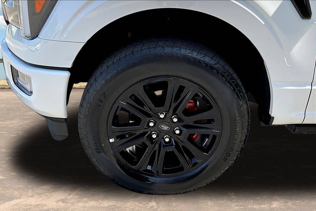 Certified 2025 Ford F150 Platinum w/ FX4 Off-Road Package AWD/4WD image 35