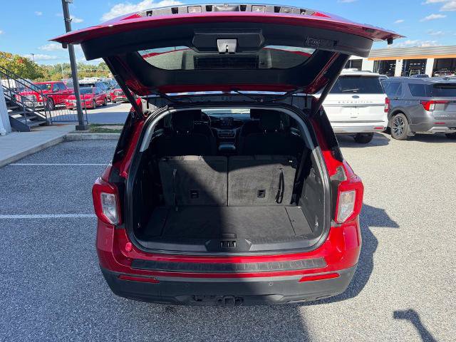 Certified 2024 Ford Explorer XLT w/ Class IV Trailer Tow Package AWD/4WD image 9