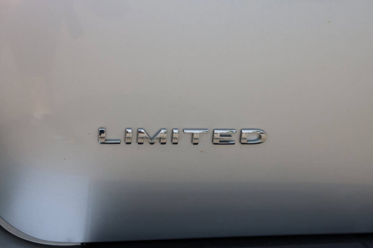 Certified 2017 Ford Expedition EL Limited w/ Equipment Group 301A image 38