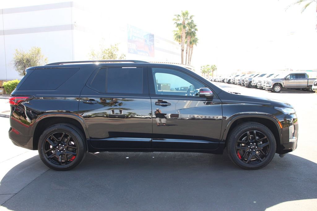 Used 2023 Chevrolet Traverse Premier w/ Redline Edition image 8