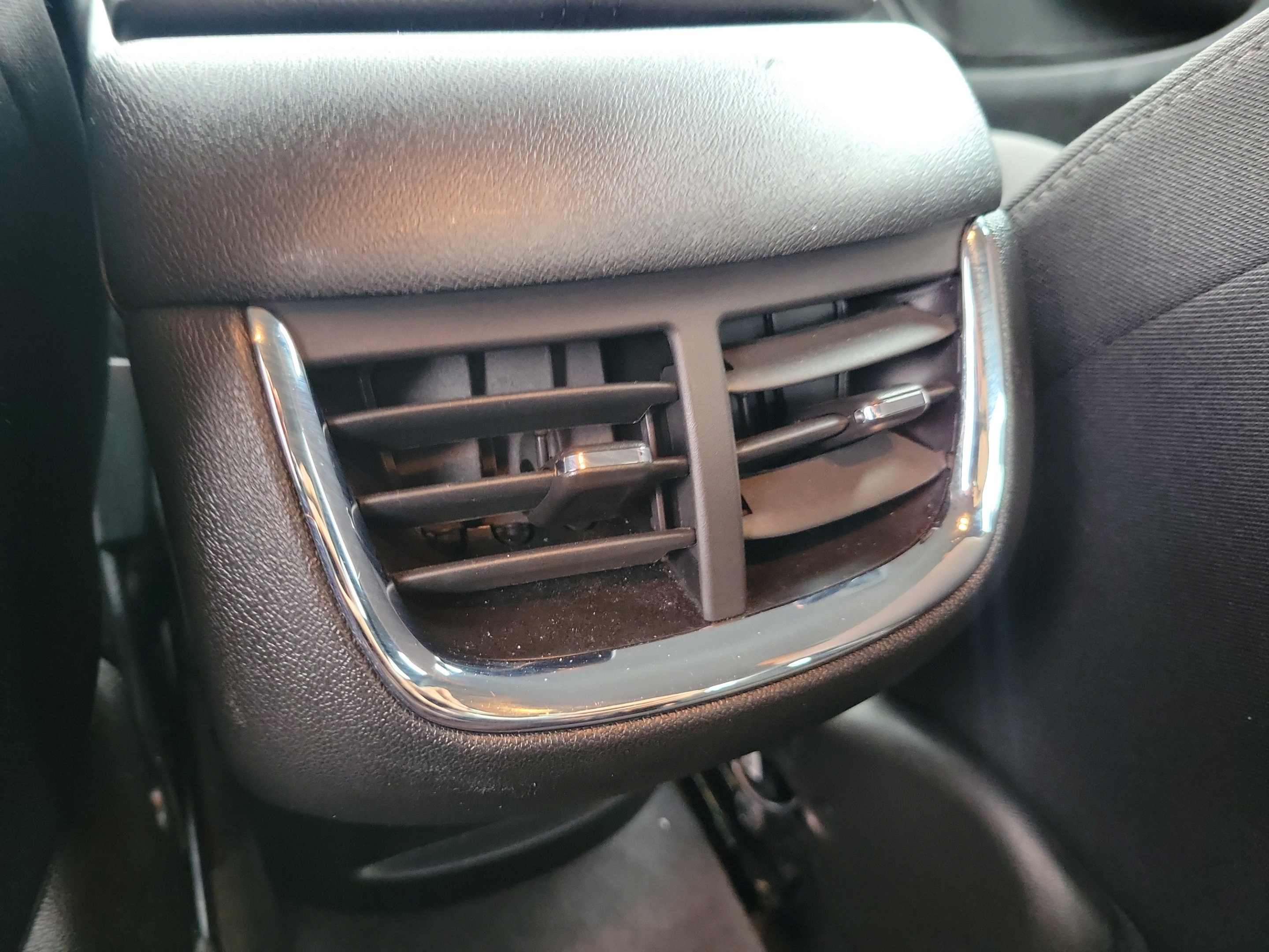 Used 2024 Chevrolet Malibu LT FWD image 13