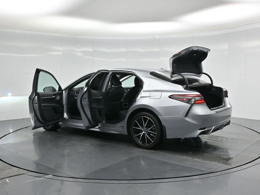 Used 2024 Toyota Camry SE image 52