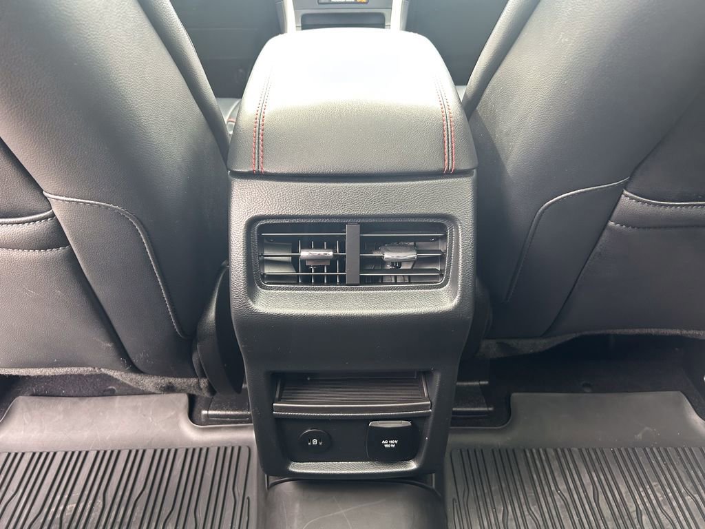 Certified 2023 Ford Edge ST-Line image 34