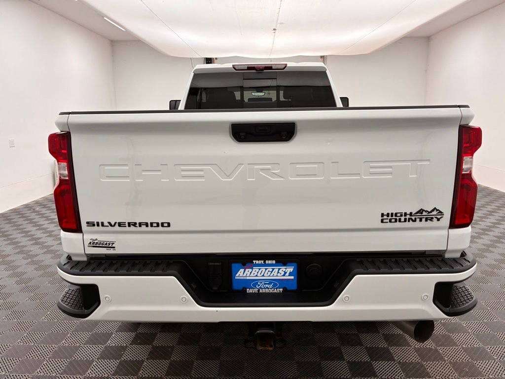 Used 2021 Chevrolet Silverado 3500 High Country image 4