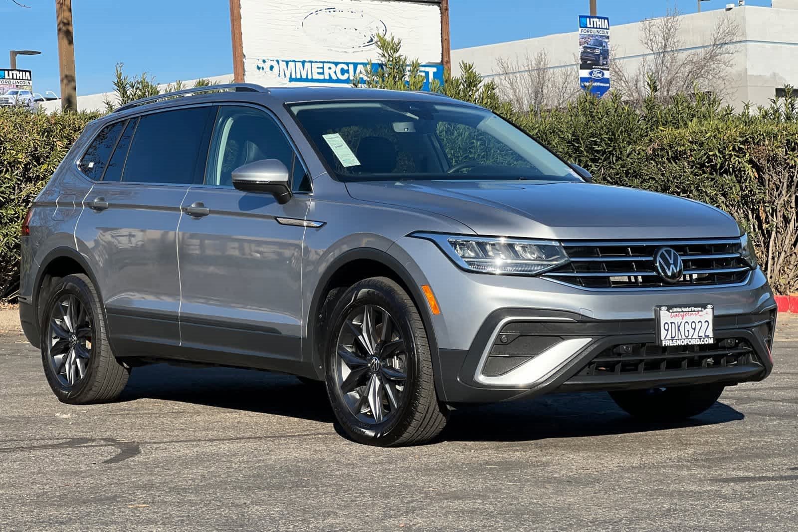 Used 2022 Volkswagen Tiguan SE image 7