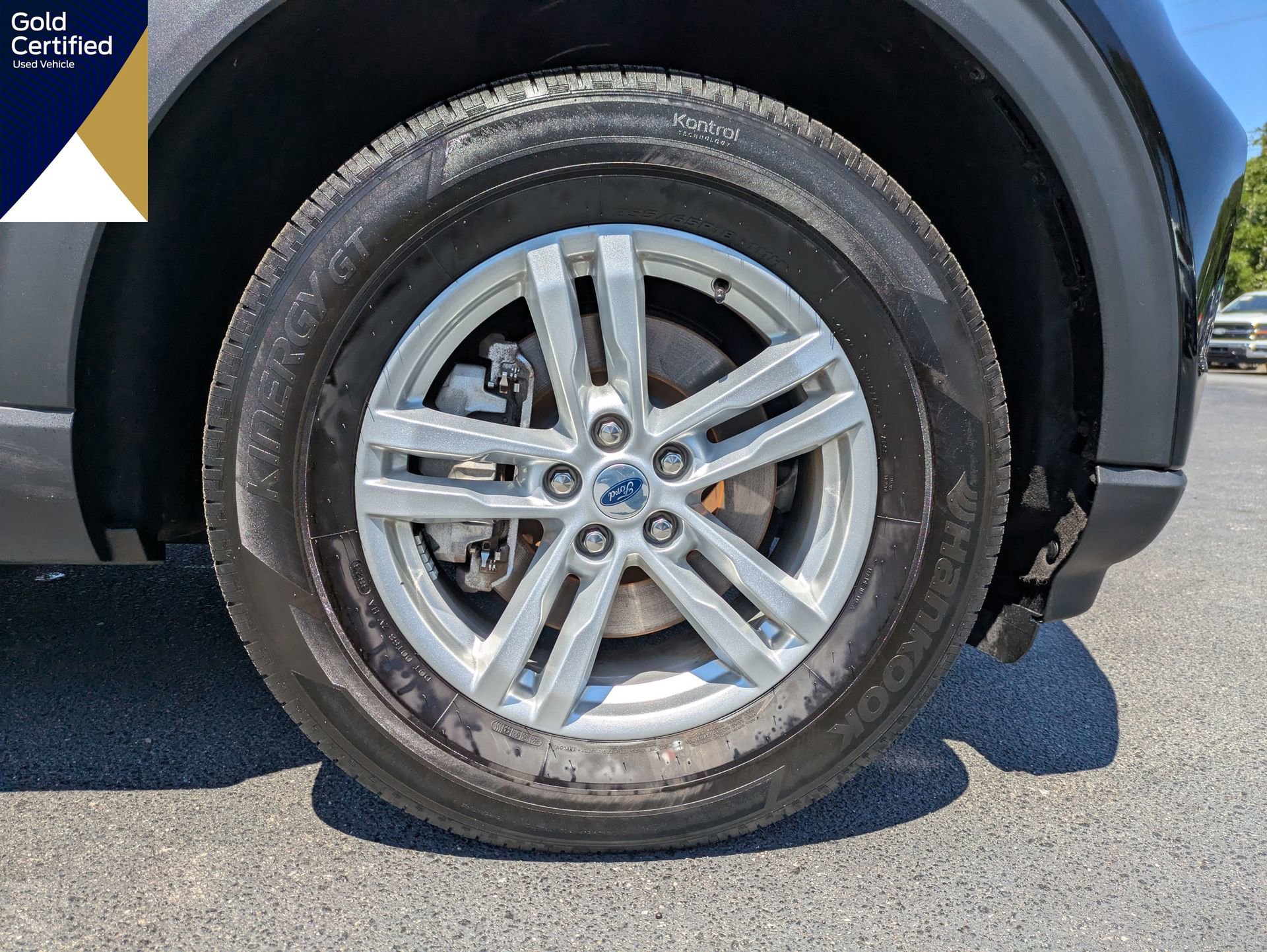 Certified 2023 Ford Explorer XLT w/ Equipment Group 202A AWD/4WD image 14