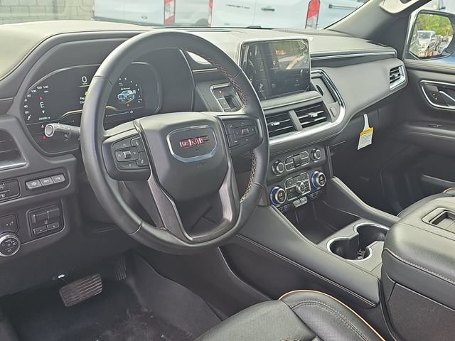 Used 2024 GMC Yukon AT4 w/ AT4 Premium Plus Package AWD/4WD image 17