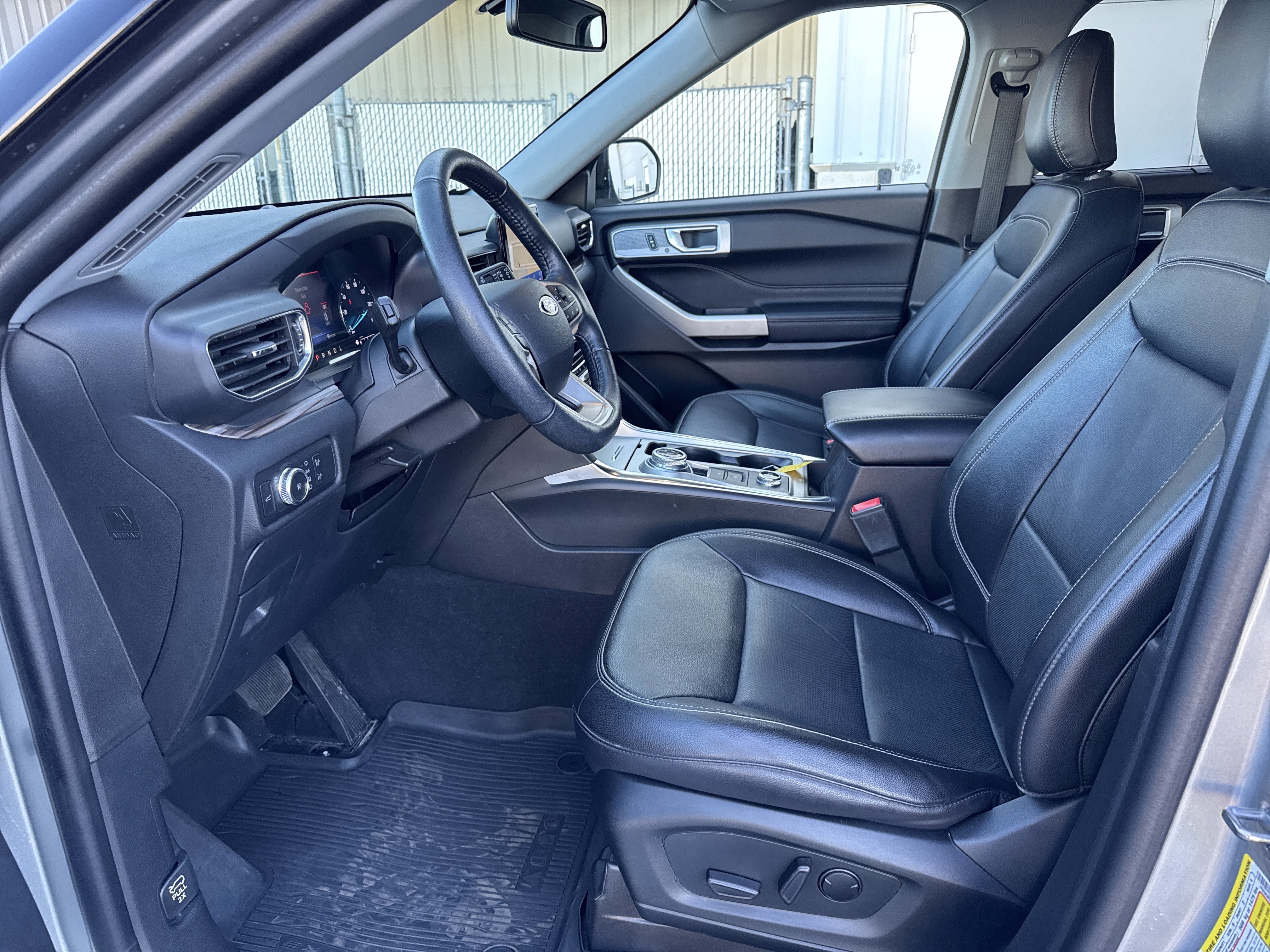 Certified 2022 Ford Explorer Limited image 22