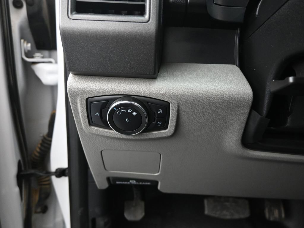 Certified 2021 Ford F450 XL w/ Power Equipment Group image 49