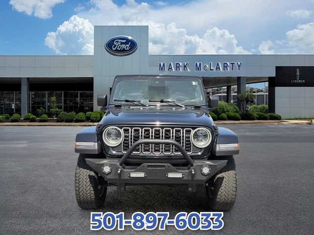 Used 2024 Jeep Wrangler Unlimited Sahara AWD/4WD image 8