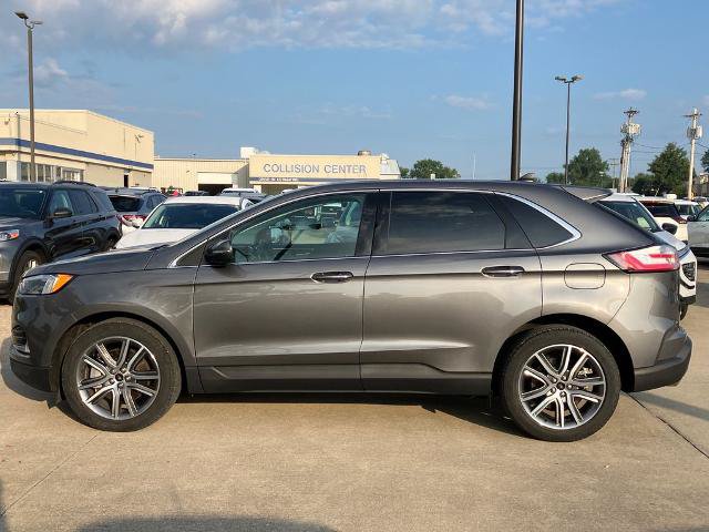 Certified 2023 Ford Edge Titanium w/ Equipment Group 301A AWD/4WD image 2