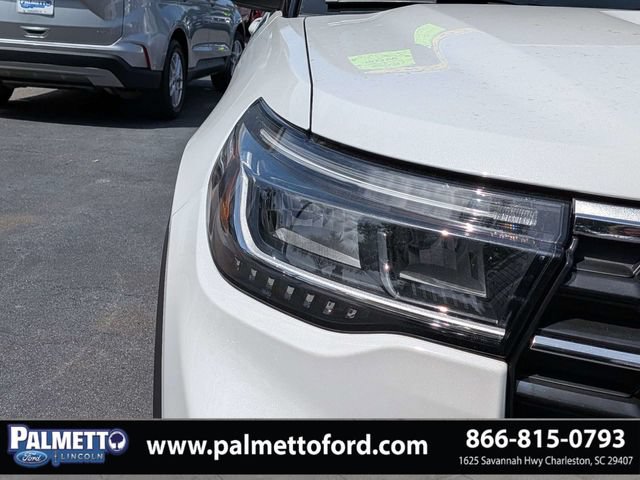 Certified 2025 Ford Explorer Active RWD image 10