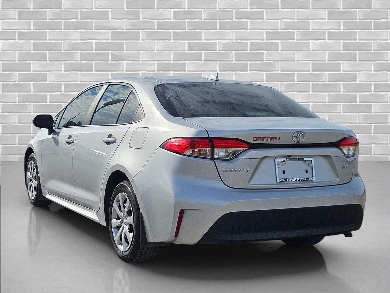 Used 2025 Toyota Corolla LE FWD image 7