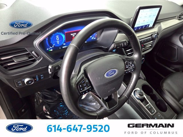 Certified 2022 Ford Escape Titanium AWD/4WD image 16