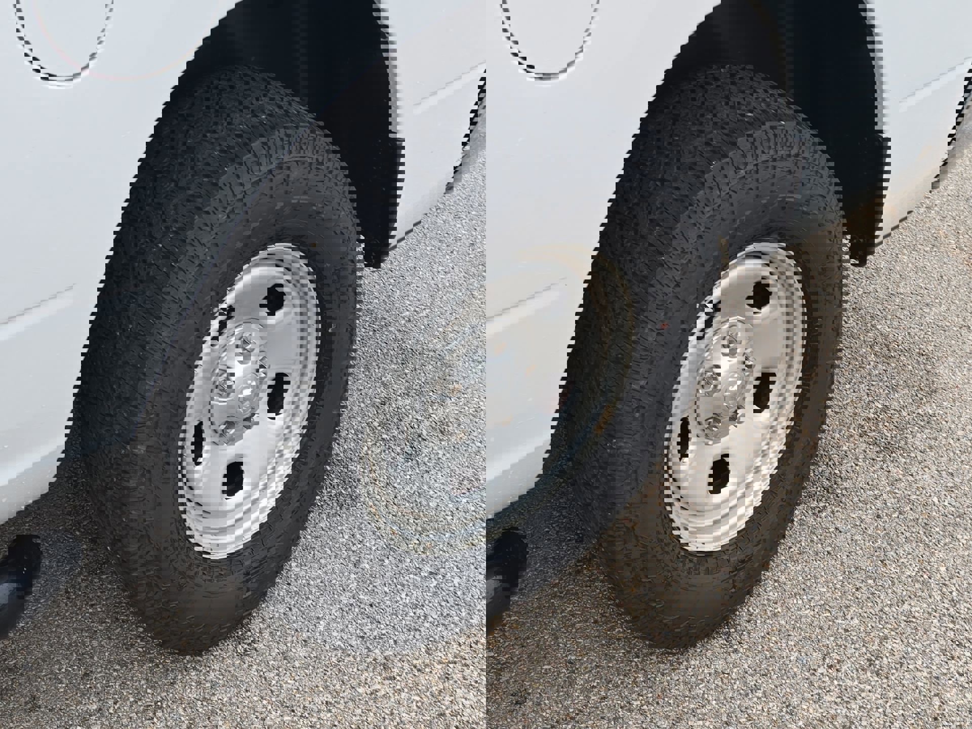 Used 2017 RAM 1500 Tradesman w/ Power & Remote Entry Group image 10