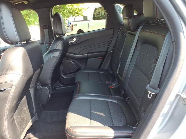 Certified 2024 Ford Escape ST-Line w/ Tech Pack #1 AWD/4WD image 9