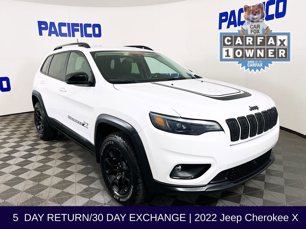 Used 2022 Jeep Cherokee Latitude image 1