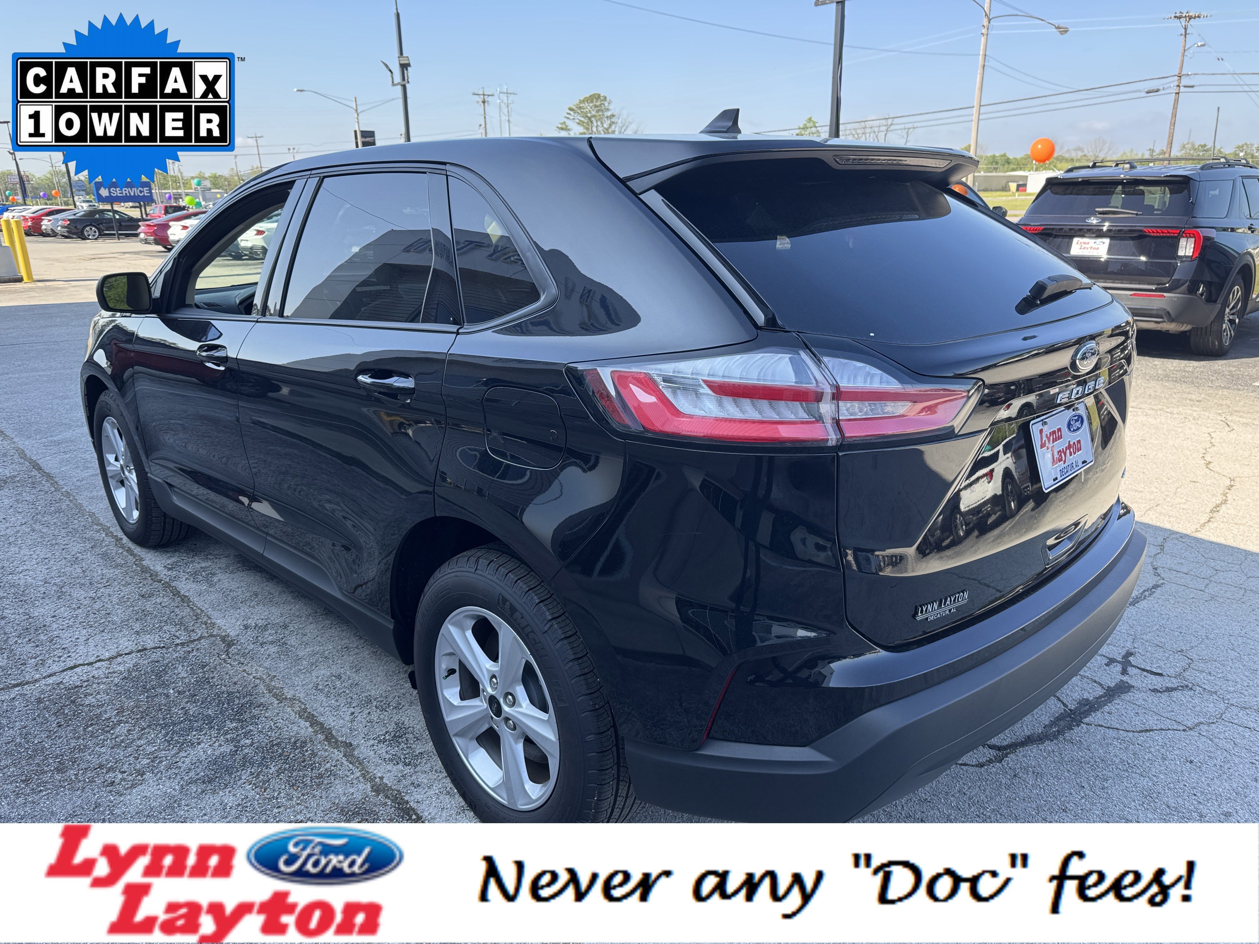 Certified 2024 Ford Edge SE image 2