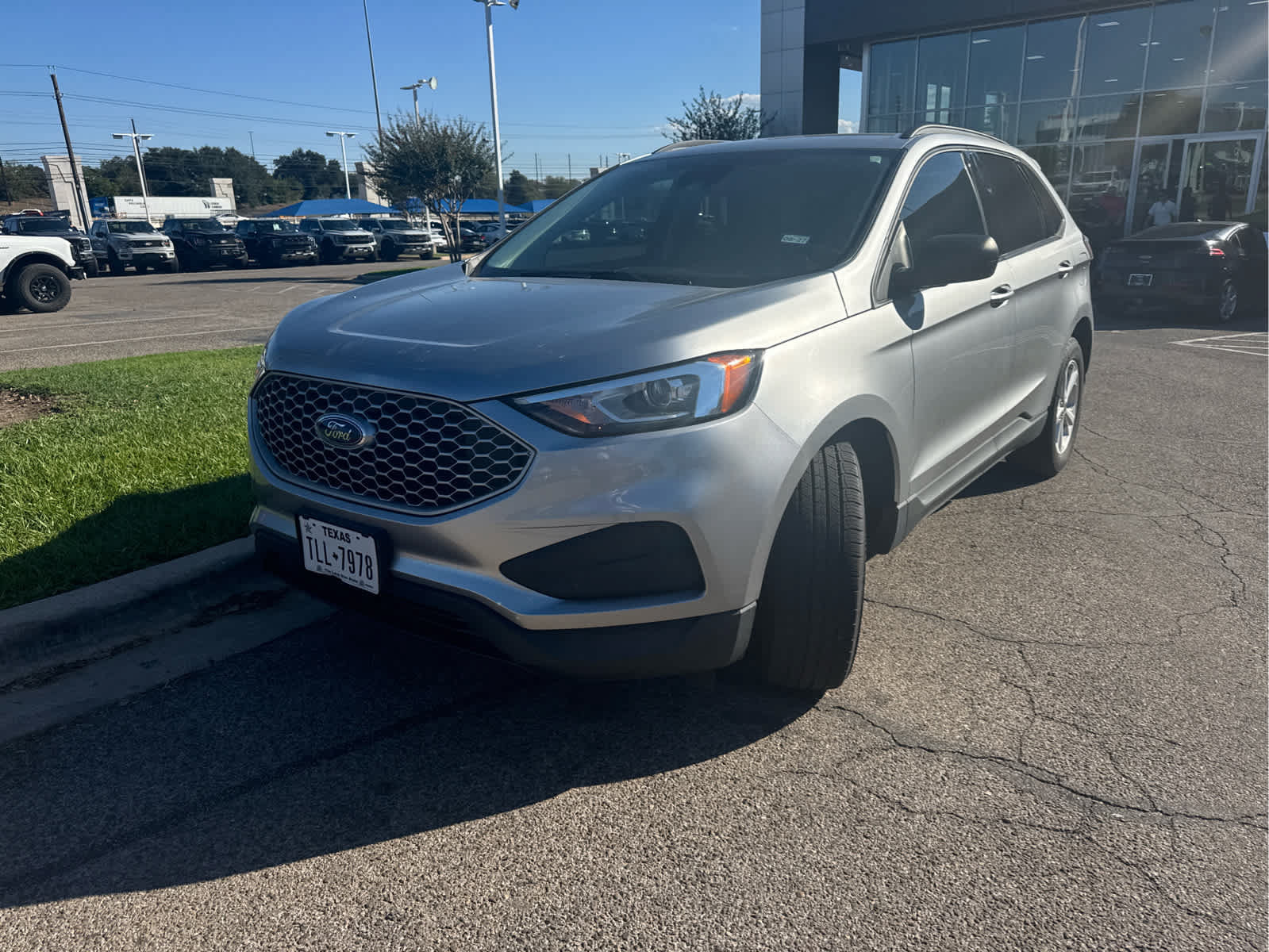 Certified 2023 Ford Edge SE AWD/4WD image 4