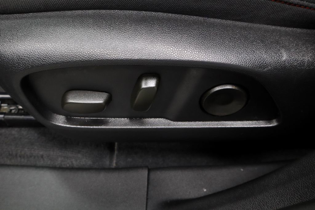 Used 2025 Chevrolet Equinox RS w/ Safety and Technology Package image 25