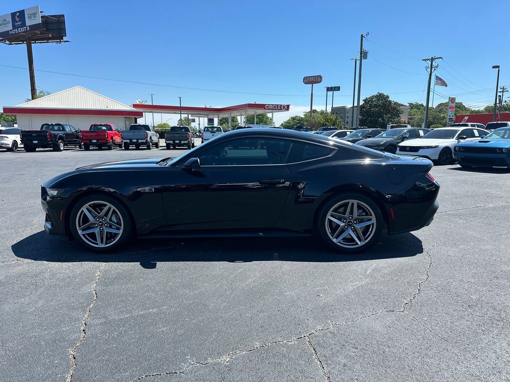 Certified 2024 Ford Mustang GT Premium RWD image 4