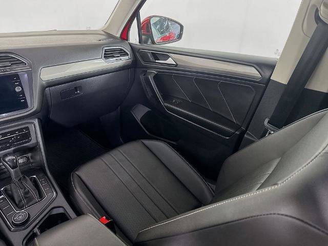 Used 2022 Volkswagen Tiguan SE image 23