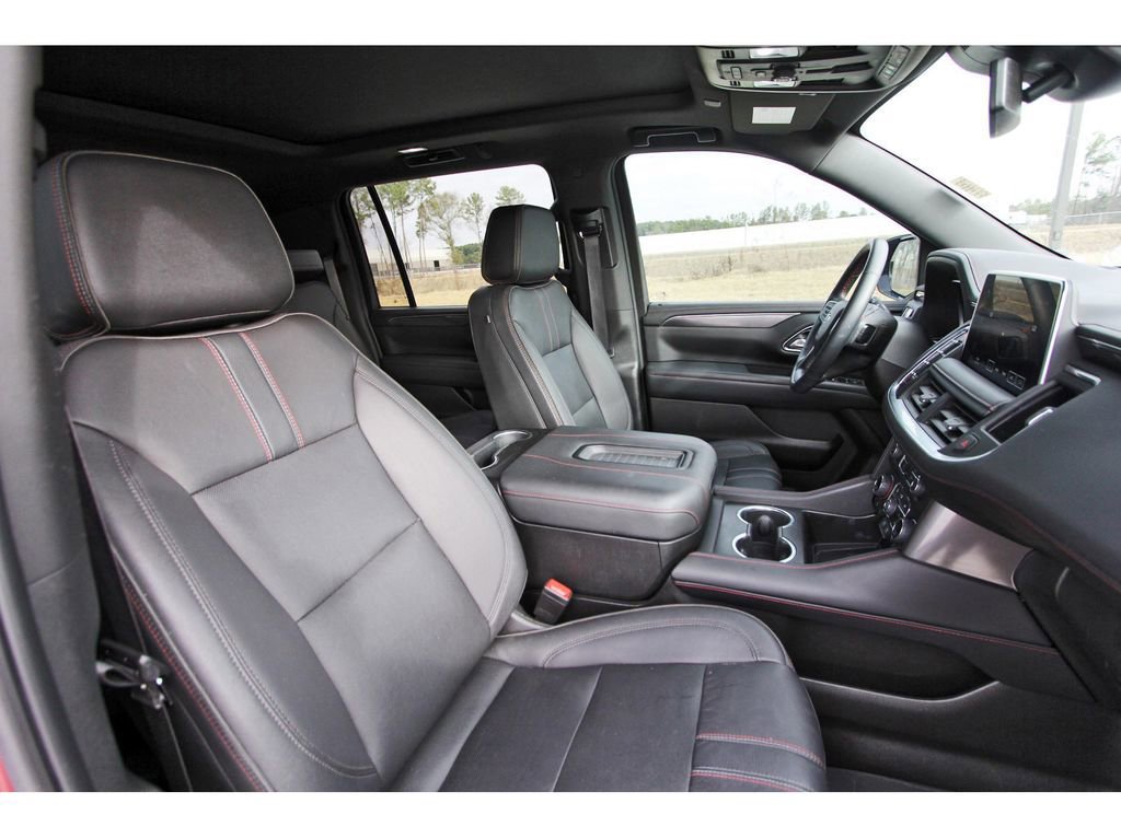 Used 2023 Chevrolet Suburban RST w/ Luxury Package image 27