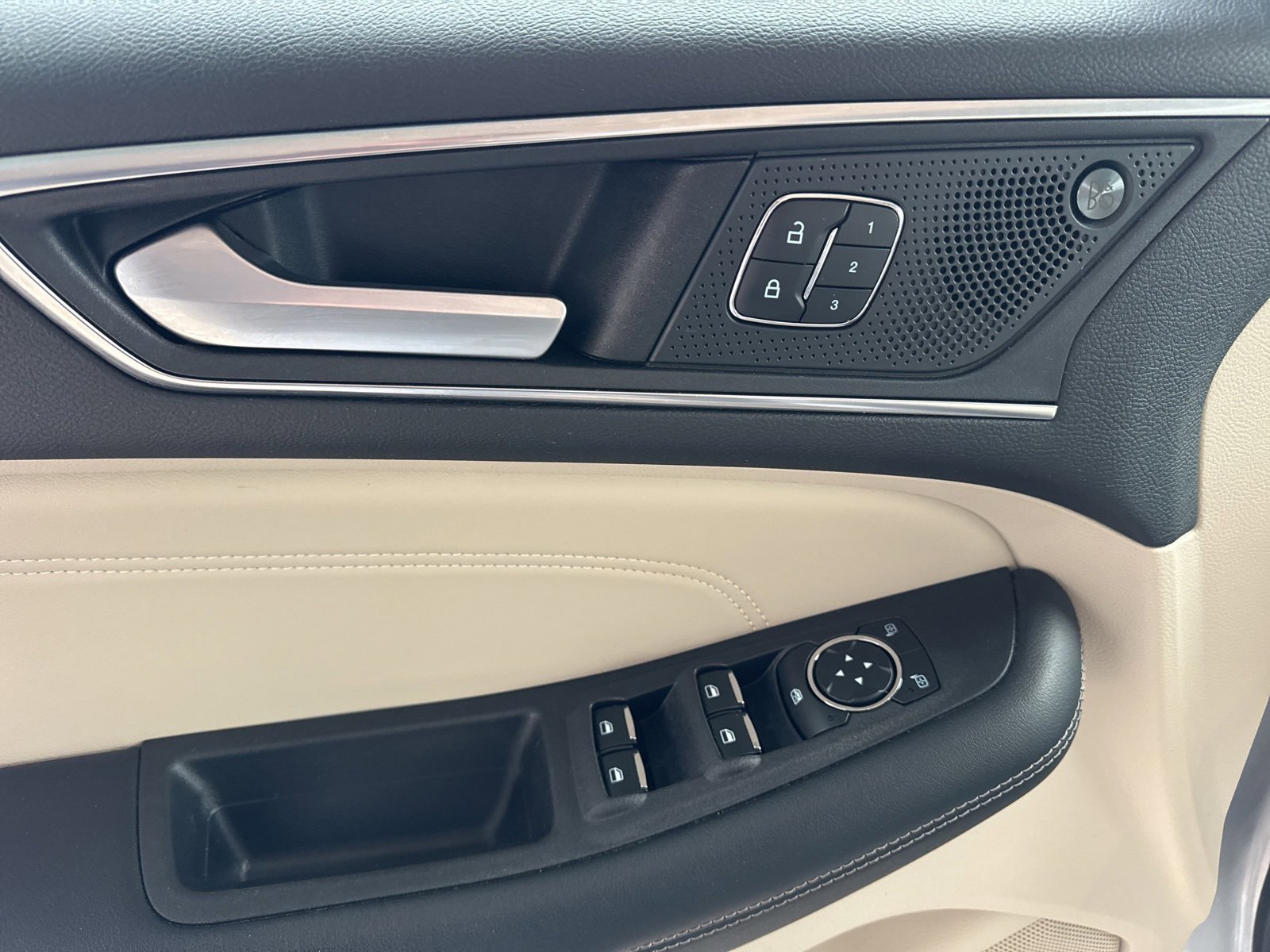 Certified 2021 Ford Edge Titanium image 26