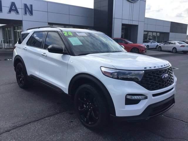 Certified 2024 Ford Explorer ST-Line w/ Class IV Trailer Tow Package AWD/4WD image 1