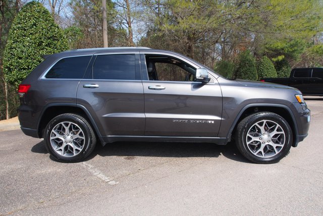 Used 2020 Jeep Grand Cherokee Limited image 3