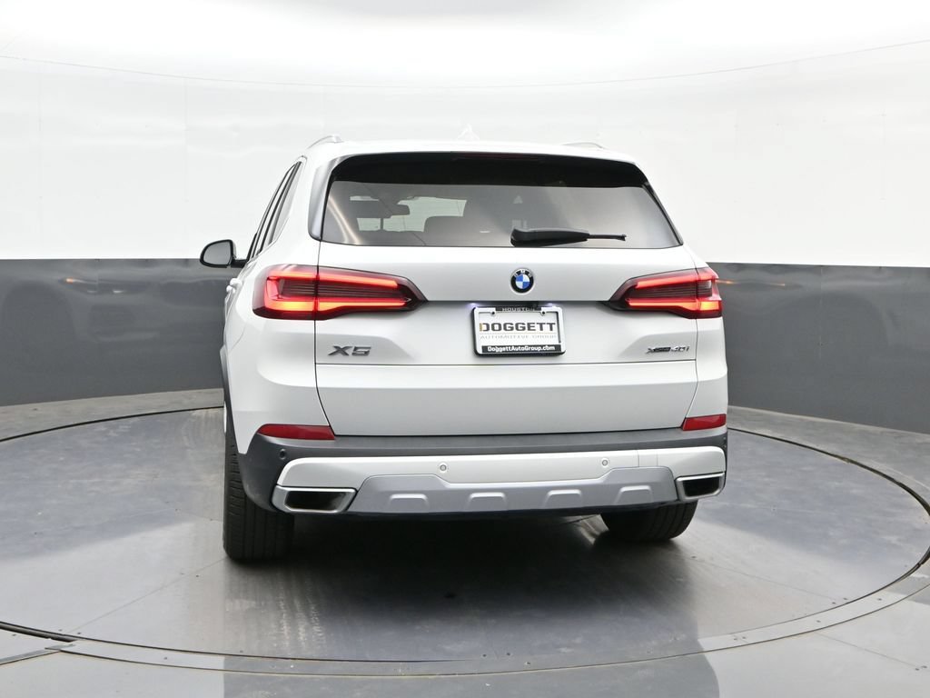 Used 2022 BMW X5 xDrive40i w/ Premium Package AWD/4WD image 8