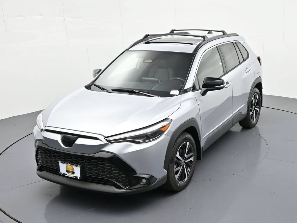 Used 2025 Toyota Corolla Cross AWD Hybrid w/ Convenience Package image 17
