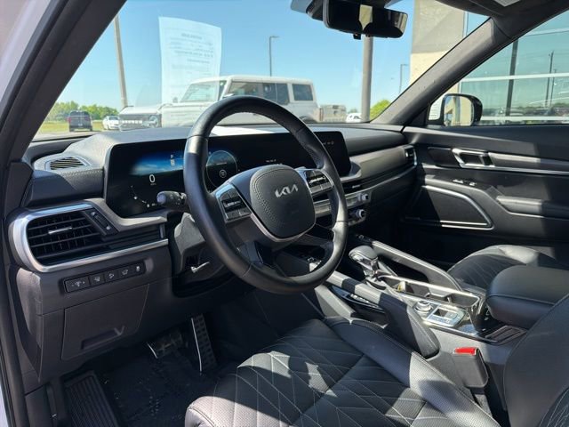 Used 2023 Kia Telluride SX Prestige X-Pro AWD/4WD image 13