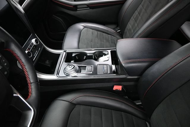 Certified 2021 Ford Edge ST-Line FWD image 27
