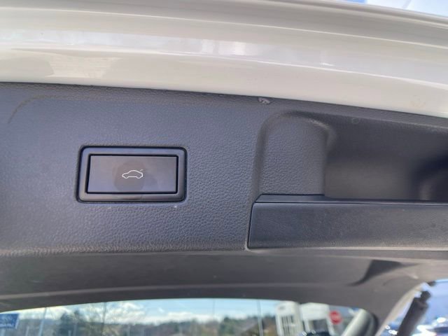 Used 2019 Volkswagen Atlas SEL Premium AWD/4WD image 40