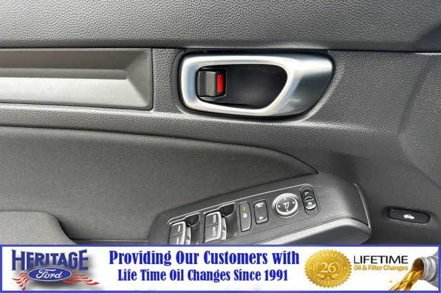 Used 2022 Honda Civic Sport image 11