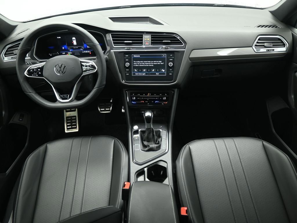 Used 2024 Volkswagen Tiguan SE R-Line image 46