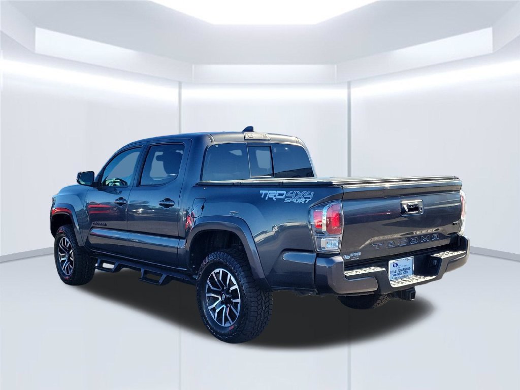 Used 2020 Toyota Tacoma TRD Sport AWD/4WD image 7