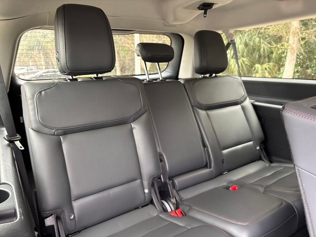 Certified 2025 Ford Expedition Max Active image 32