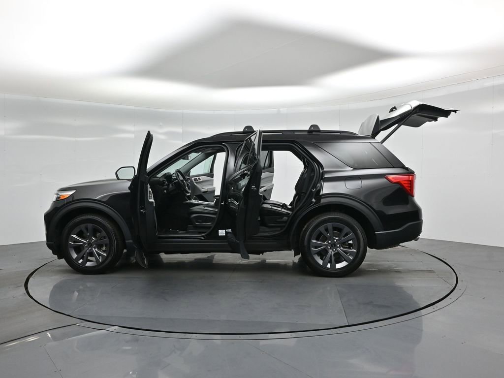 Certified 2023 Ford Explorer XLT w/ Equipment Group 202A image 41