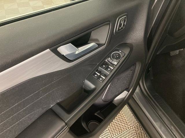 Certified 2023 Ford Escape Platinum image 12