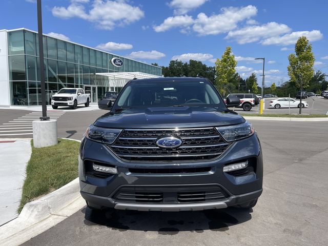 Certified 2023 Ford Explorer XLT w/ Equipment Group 202A AWD/4WD image 8