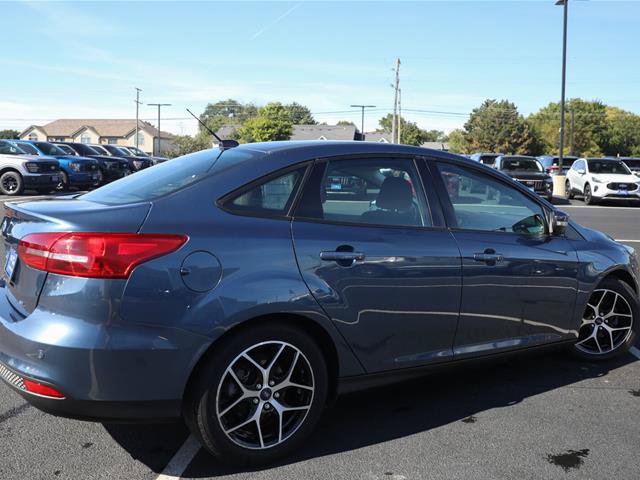 Certified 2018 Ford Focus SEL FWD image 2