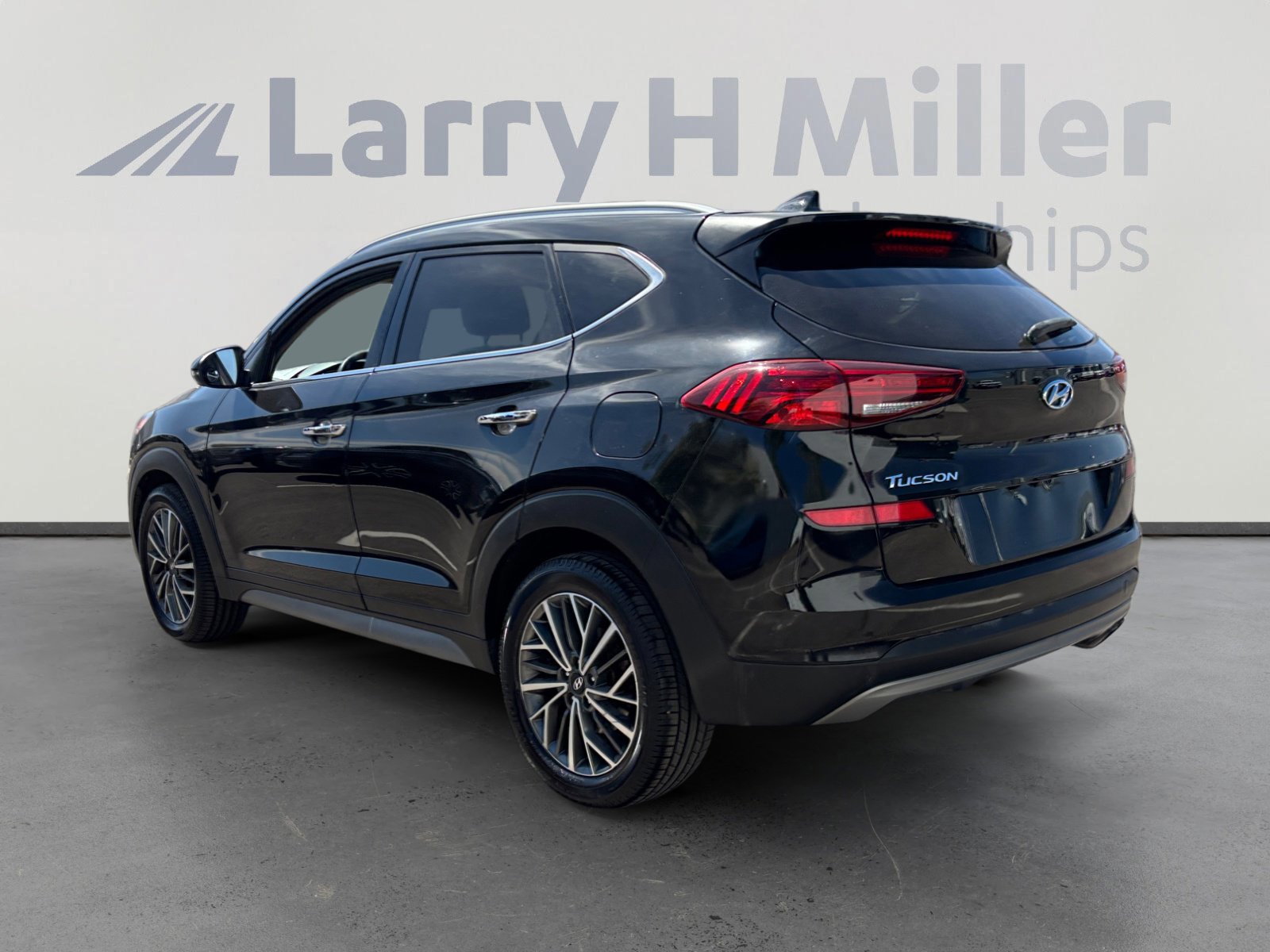 Used 2021 Hyundai Tucson Limited FWD image 3