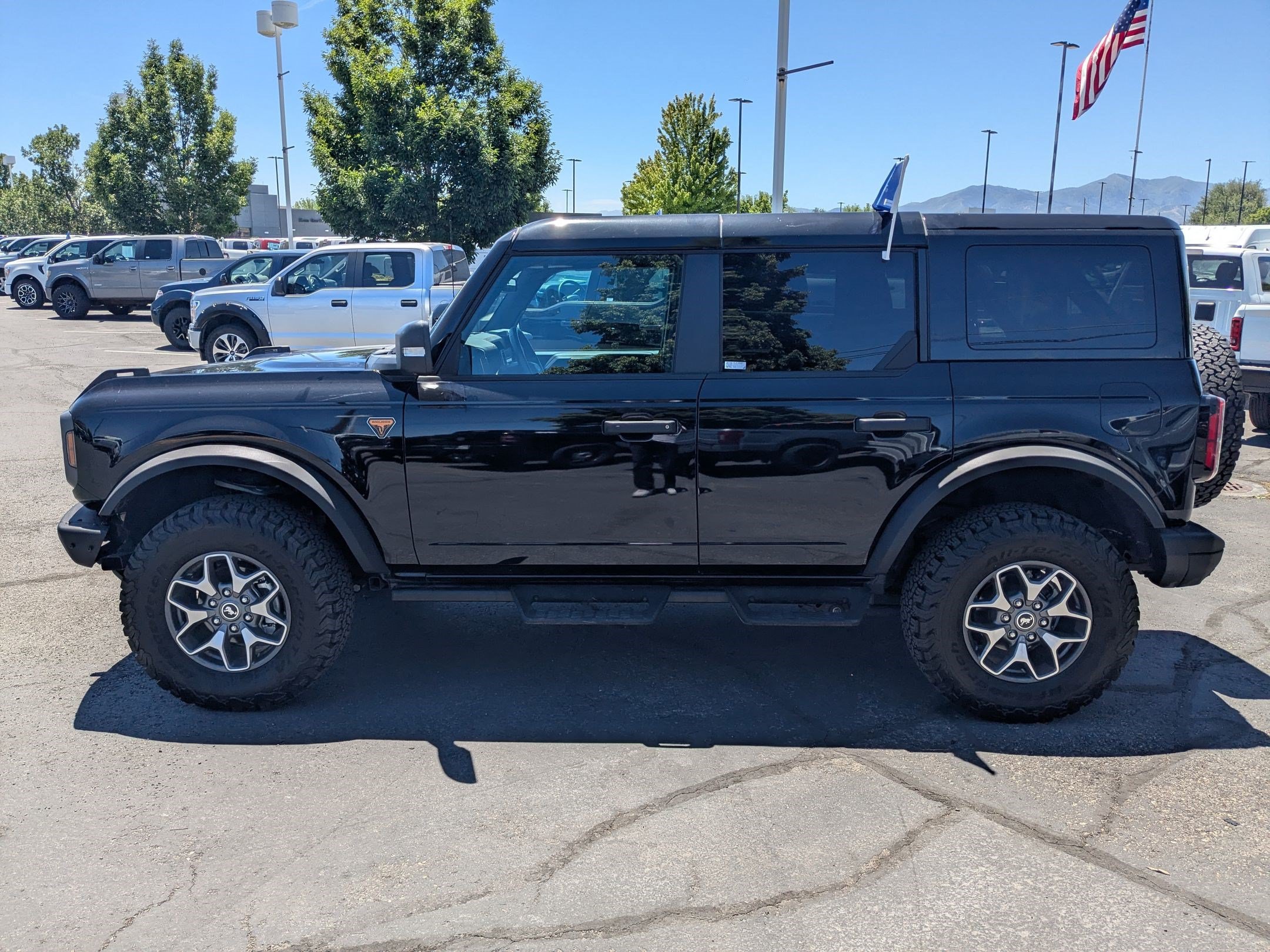 Certified 2024 Ford Bronco Badlands AWD/4WD image 11